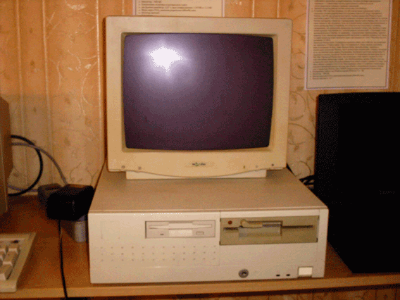 PC  AT 486